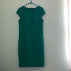 🌿 White House Black Market Green Dress 🌿